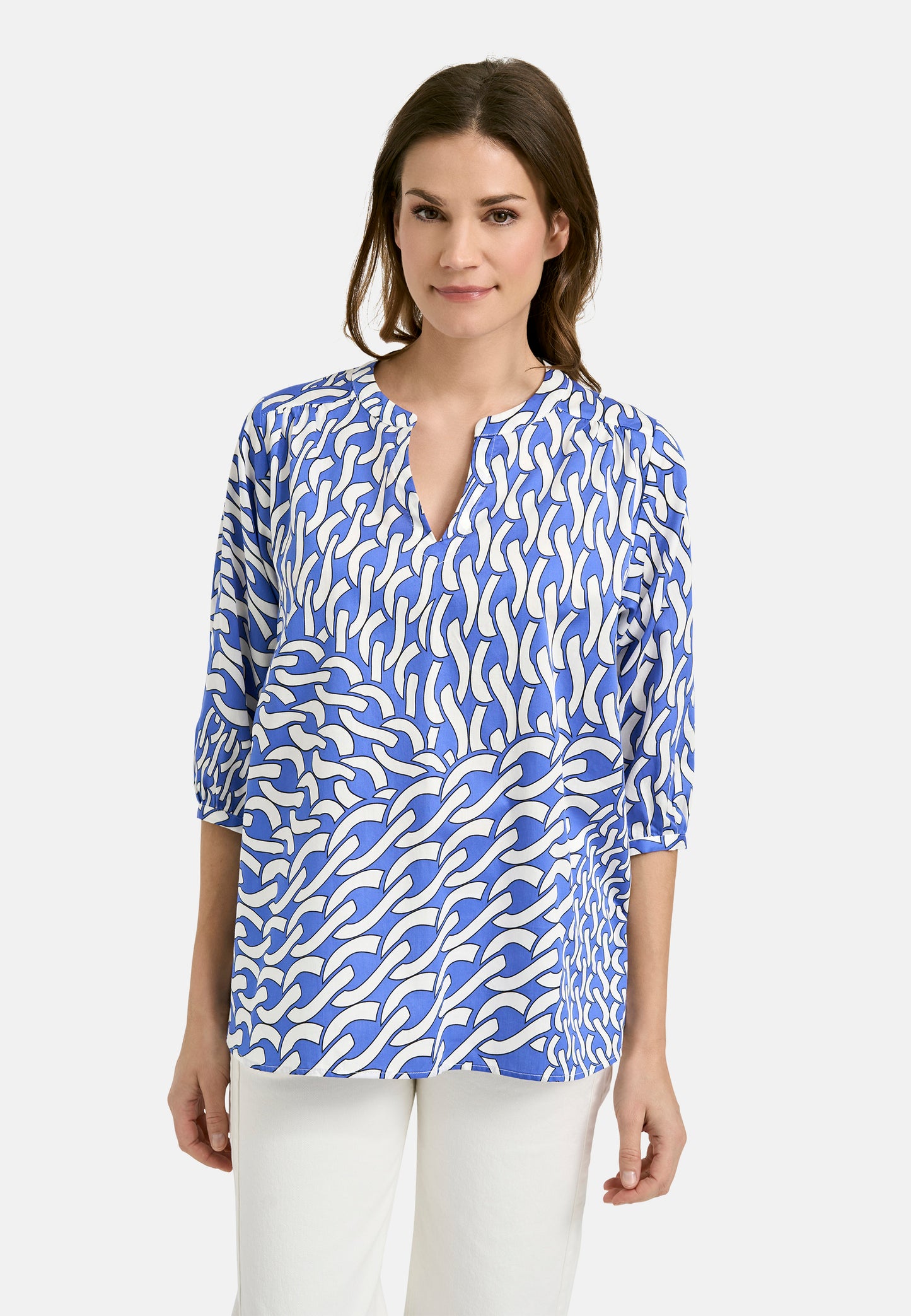 Blouse with gathering and stand up collar