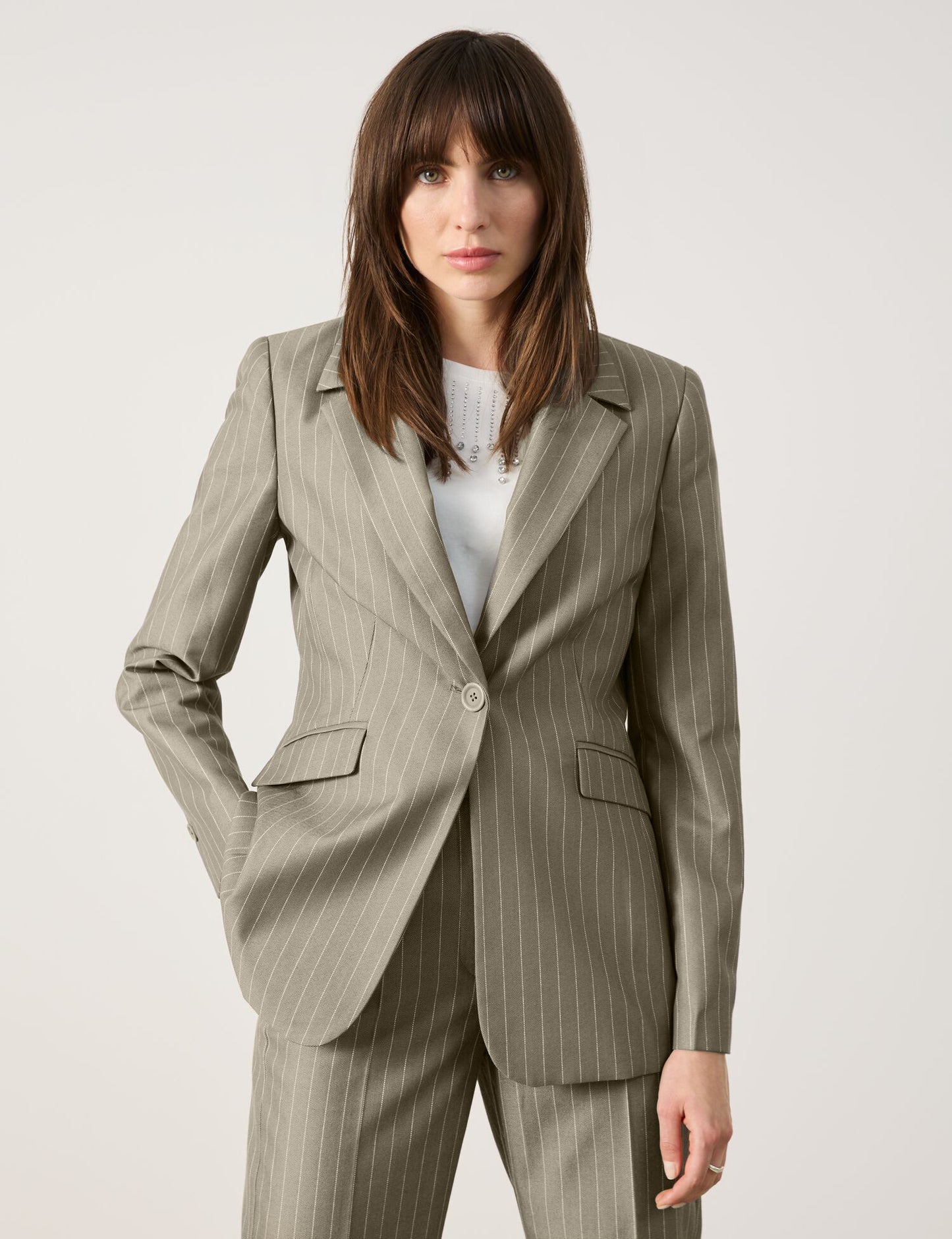 Eleganter Blazer mit Nadelstreifen